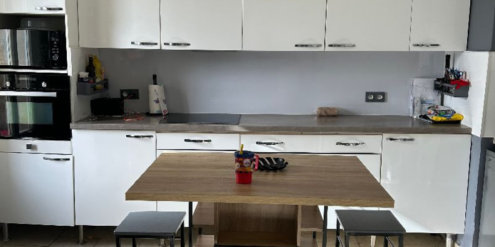 maison à LARUSCADE (33620)