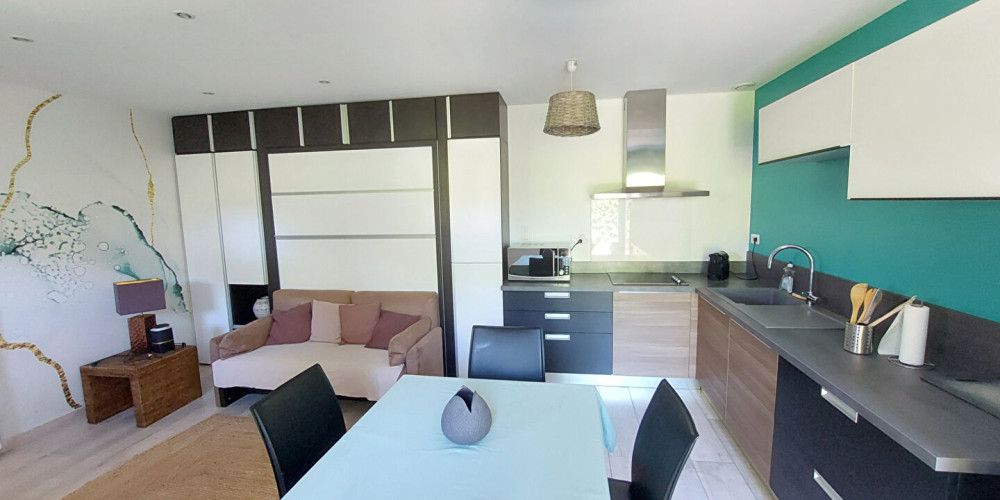 appartement à SALLES (33770)