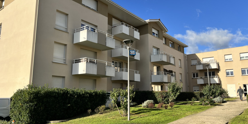 appartement à BRUGES (33520)