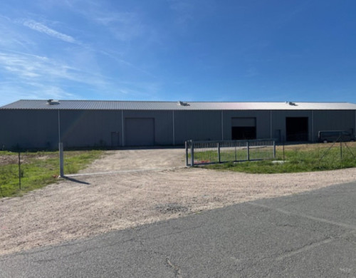 local industriel  MONTUSSAN