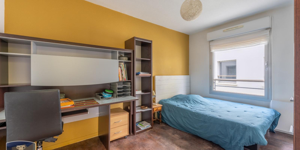 appartement à BORDEAUX (33100)