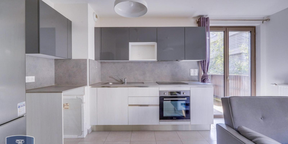 appartement à BORDEAUX (33100)