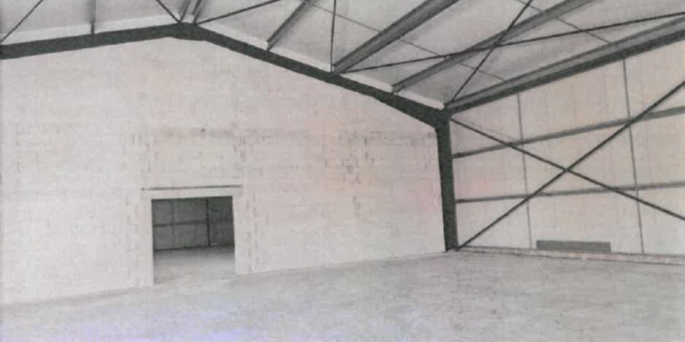 local industriel à MONTUSSAN (33450)