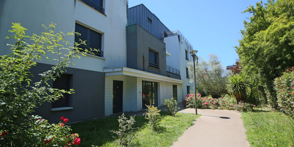 appartement à BORDEAUX (33200)