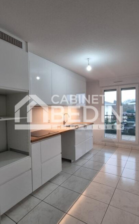 Appartement  GRADIGNAN