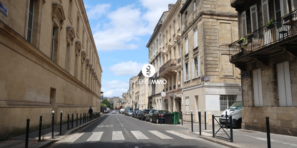 local commercial à BORDEAUX (33000)