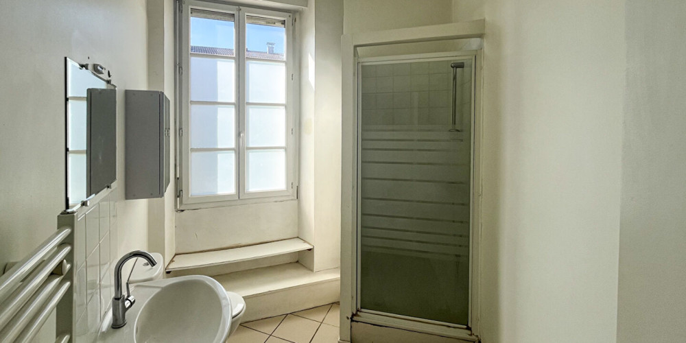 appartement à BORDEAUX (33000)