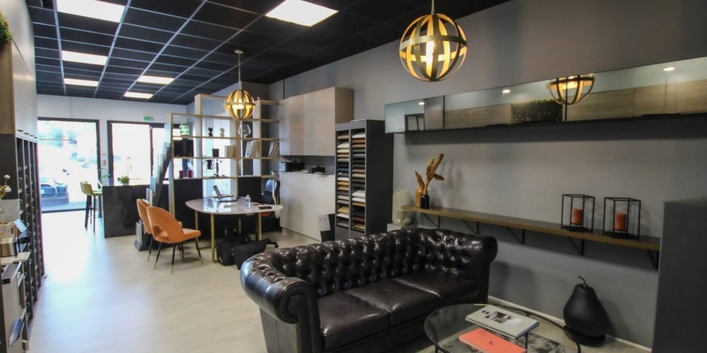 local commercial à CAVIGNAC (33620)