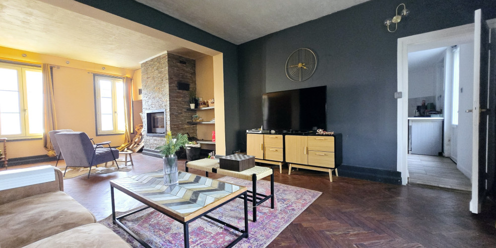 maison à STE TERRE (33350)
