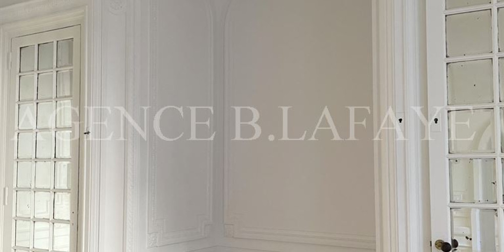 appartement à BORDEAUX (33000)