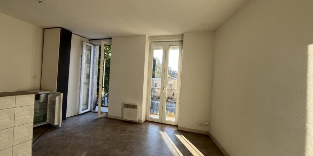 appartement à BORDEAUX (33800)