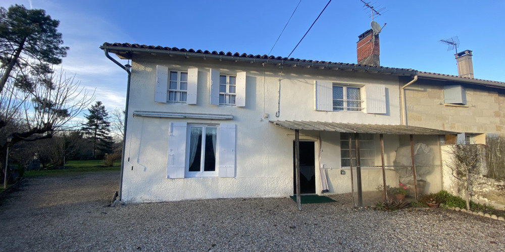 maison à ST DENIS DE PILE (33910)