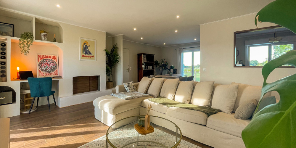 maison à YVRAC (33370)