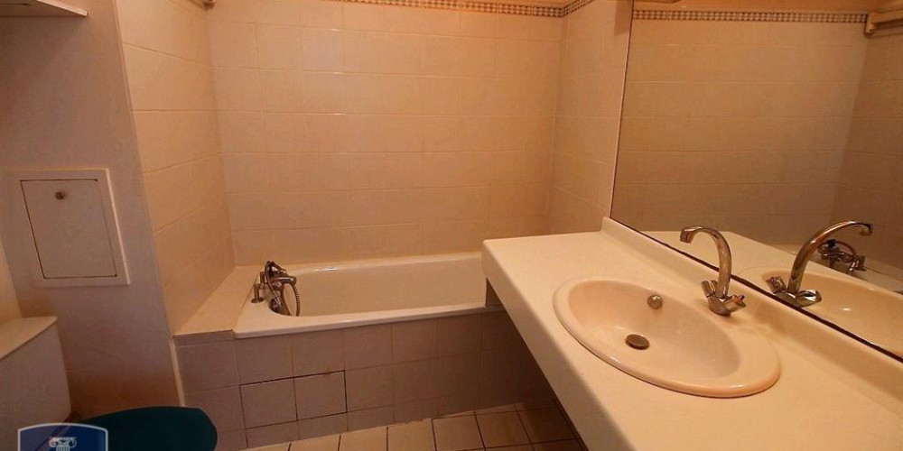 appartement à BORDEAUX (33000)