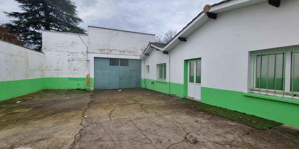 local commercial à TALENCE (33400)