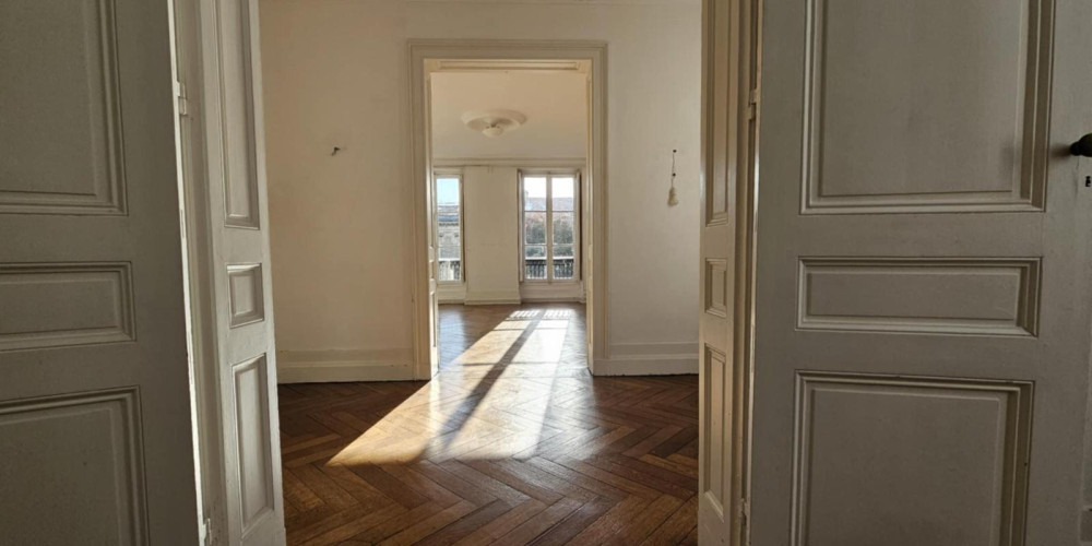 appartement à BORDEAUX (33000)