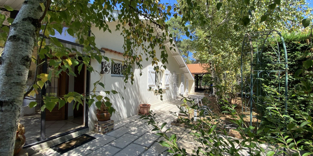 maison à LANTON (33138)