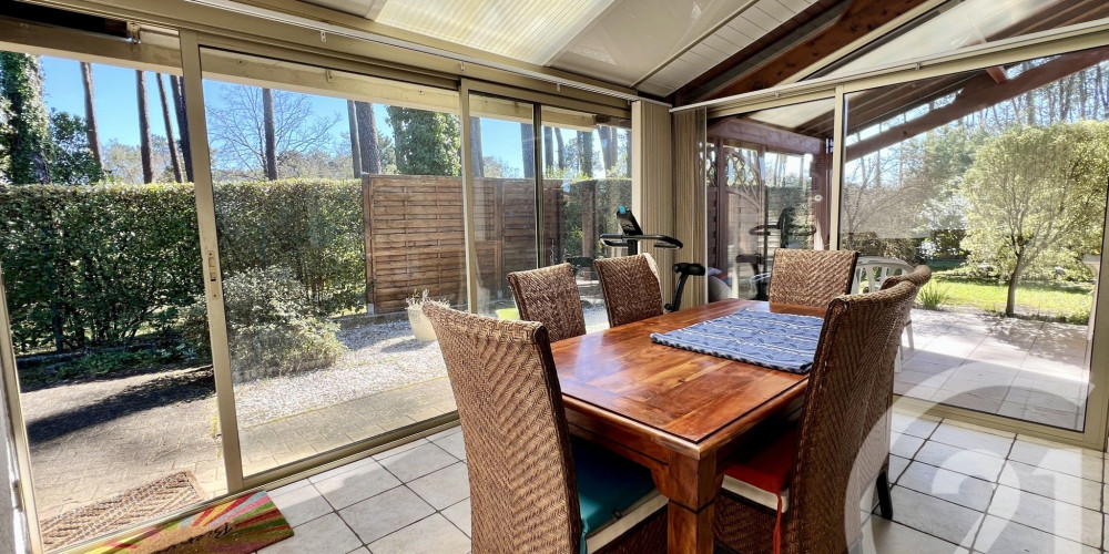 maison à ARES (33740)