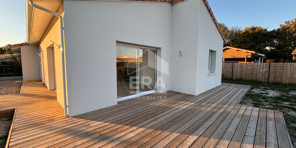 maison à SALLES (33770)