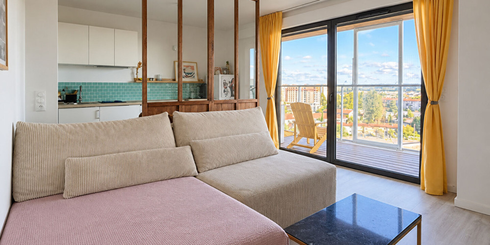 appartement à BORDEAUX (33800)
