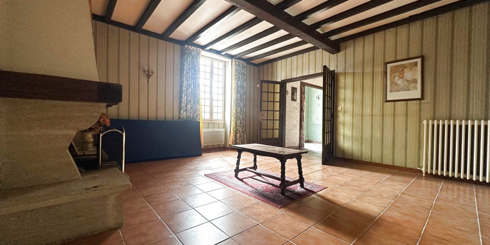 maison à CADILLAC (33410)