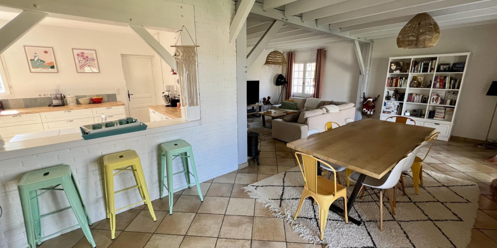 maison à LA BREDE (33650)