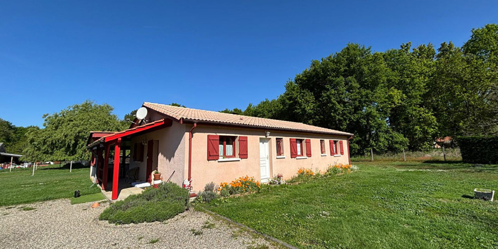maison à LE TUZAN (33125)