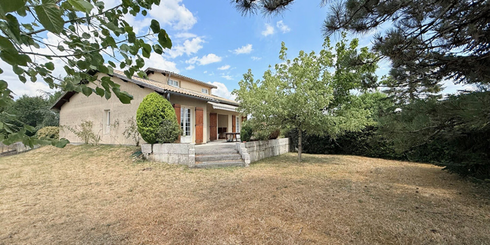 maison à ST DENIS DE PILE (33910)
