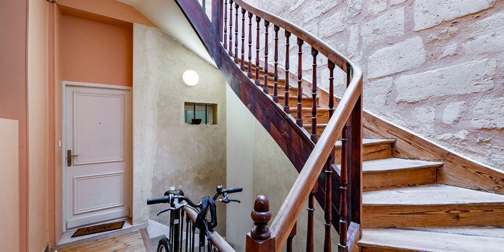 appartement à BORDEAUX (33800)