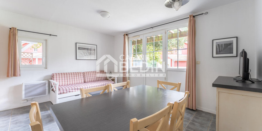 maison à ARES (33740)