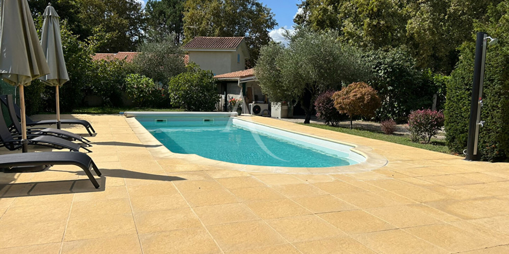 maison à ST AUBIN DE MEDOC (33160)