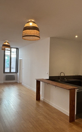 Appartement  BORDEAUX