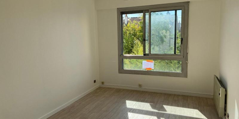 appartement à BORDEAUX (33000)