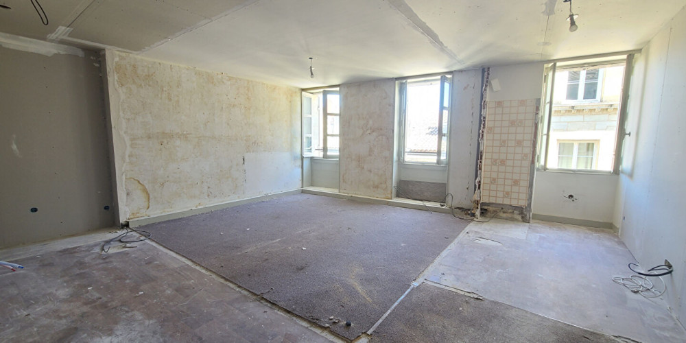 appartement à BORDEAUX (33000)