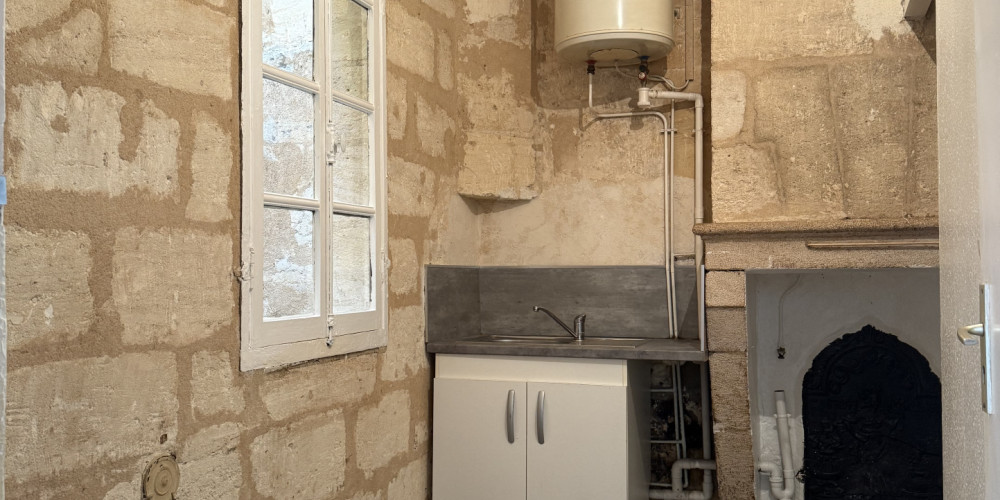 appartement à BORDEAUX (33800)
