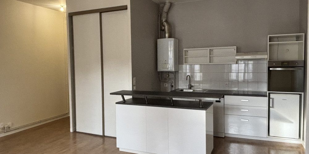 appartement à BORDEAUX (33000)
