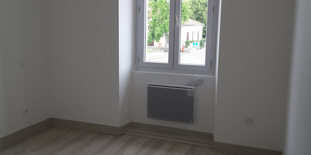 appartement à IZON (33450)