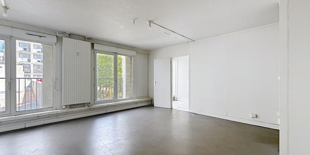 appartement à BORDEAUX (33300)