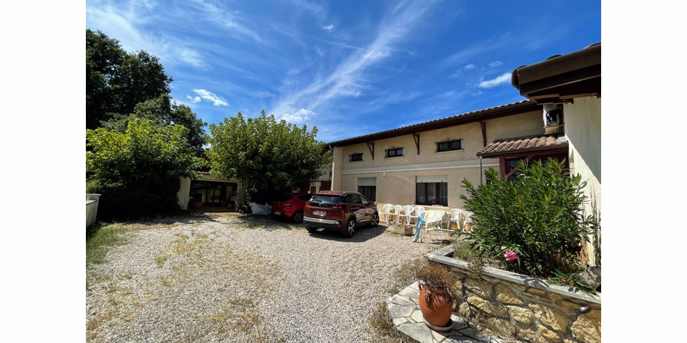 maison à LEOGNAN (33850)