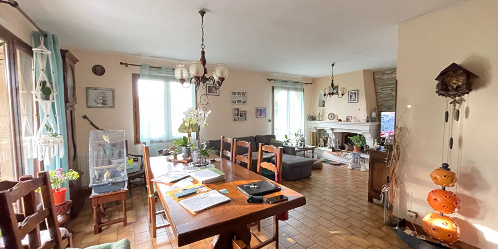 maison à PAREMPUYRE (33290)