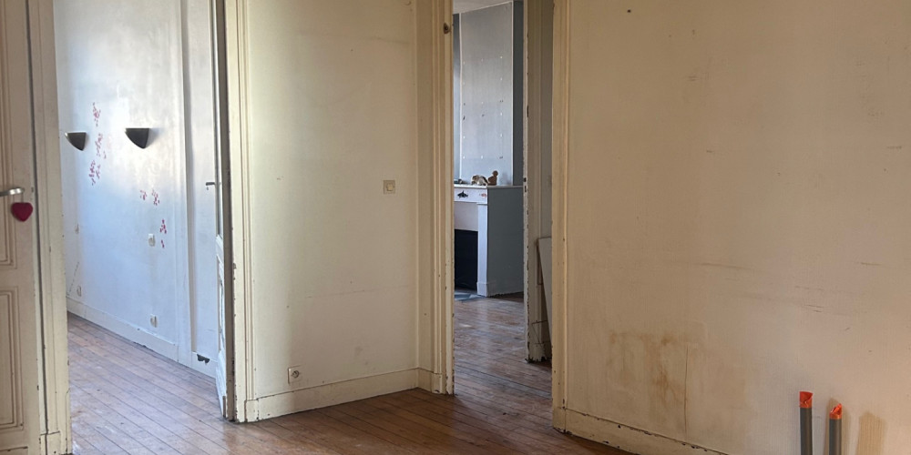 appartement à BORDEAUX (33800)