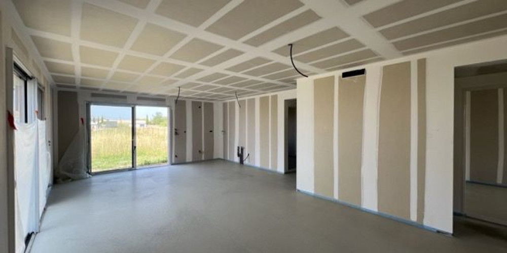 maison à LES BILLAUX (33500)