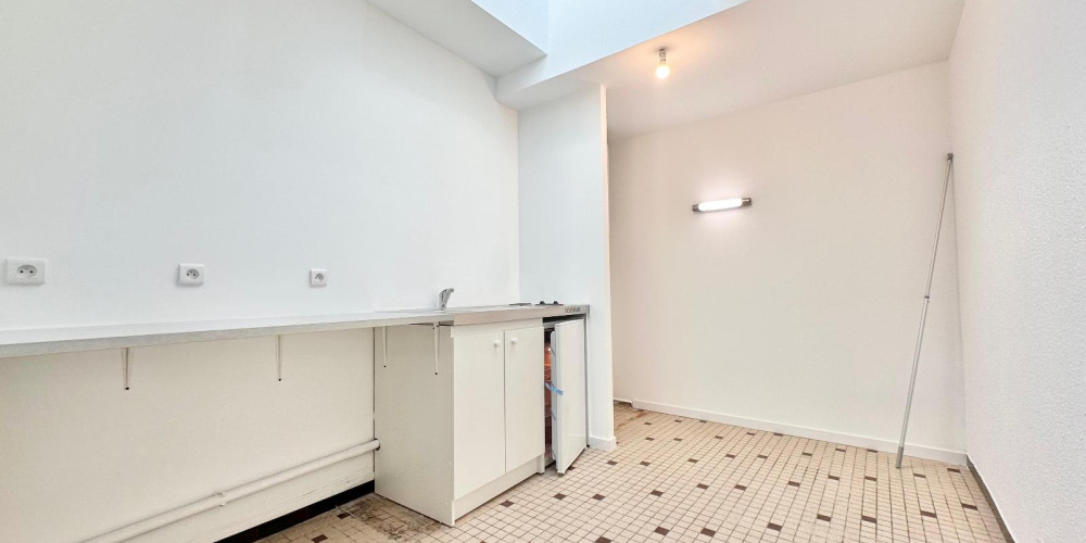 appartement à BORDEAUX (33800)