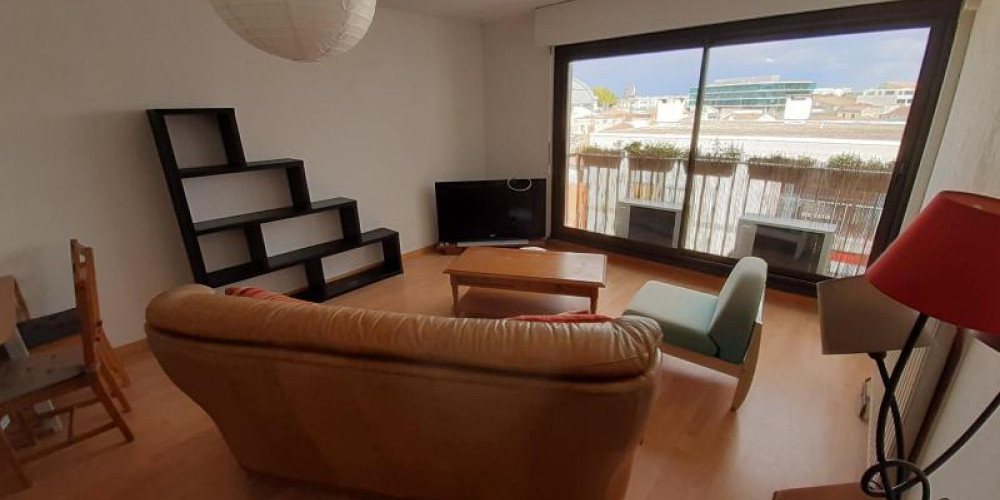 appartement à BORDEAUX (33800)