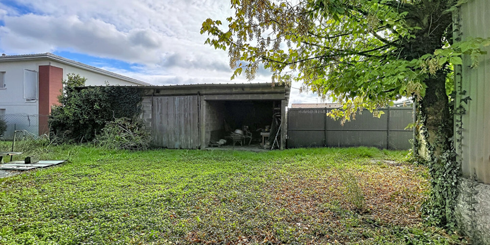 maison à VILLENAVE D ORNON (33140)