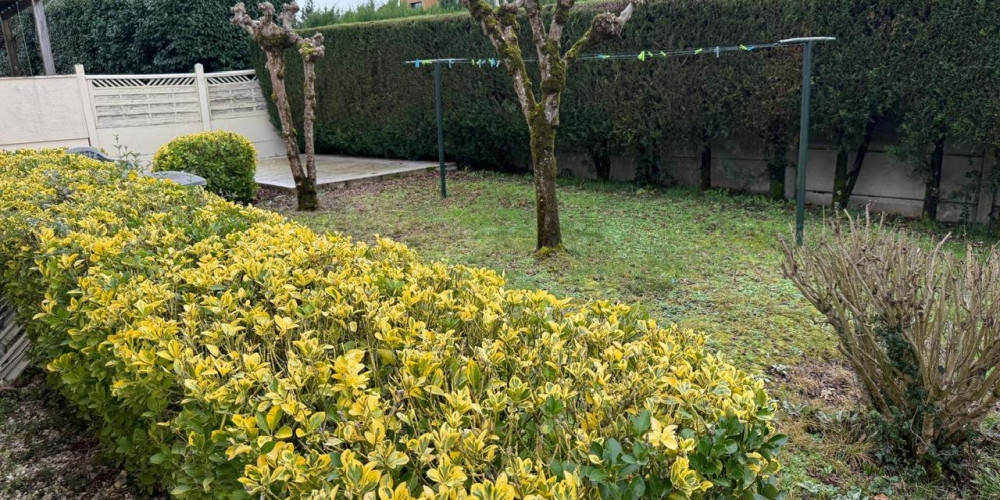 maison à YVRAC (33370)