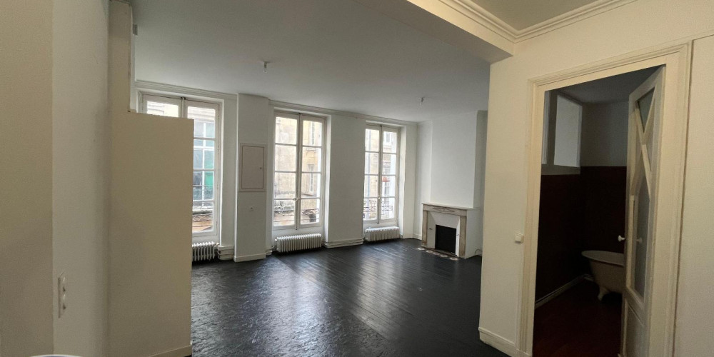 appartement à BORDEAUX (33000)