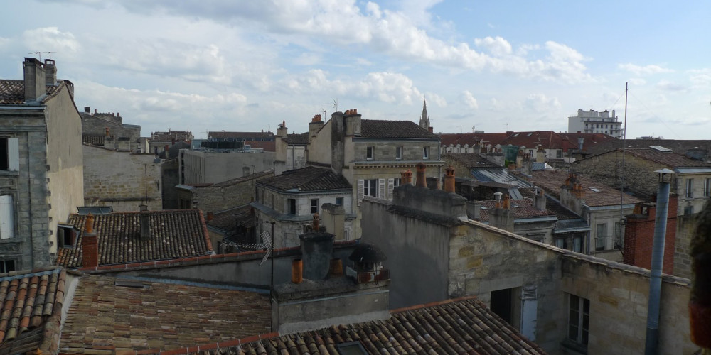 appartement à BORDEAUX (33000)
