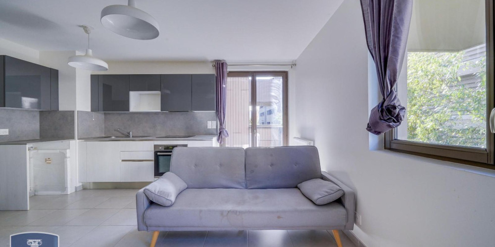 appartement à BORDEAUX (33100)