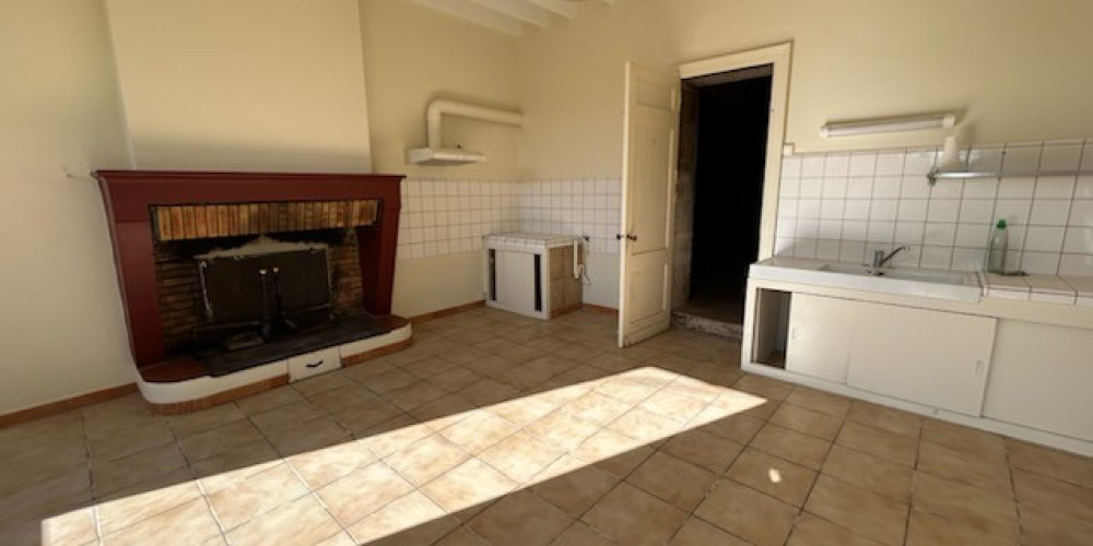 maison à ESCOUSSANS (33760)